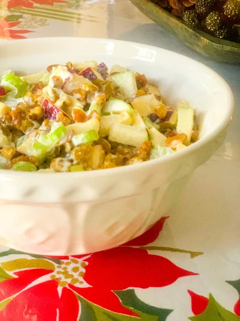 The Waldorf Salad recipe is straightforward and delicious and can be made with ingredients from your pantry.  It is ready in 15 minutes and easy for family gatherings or potlucks.