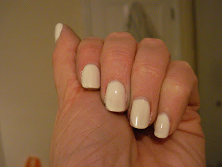 Rimmel london uk white nail varnish 85 chalk white