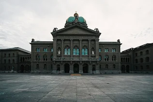 Het Bundeshaus in Bern, ook wel het Federale Paleis.