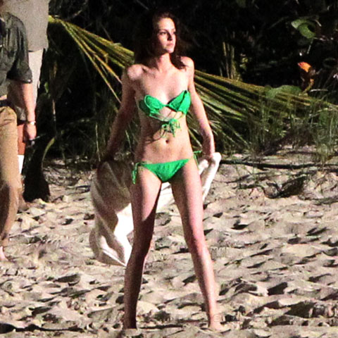 kristen stewart green bikini 