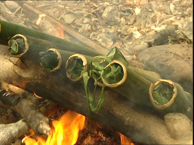 Cocinando en bambú