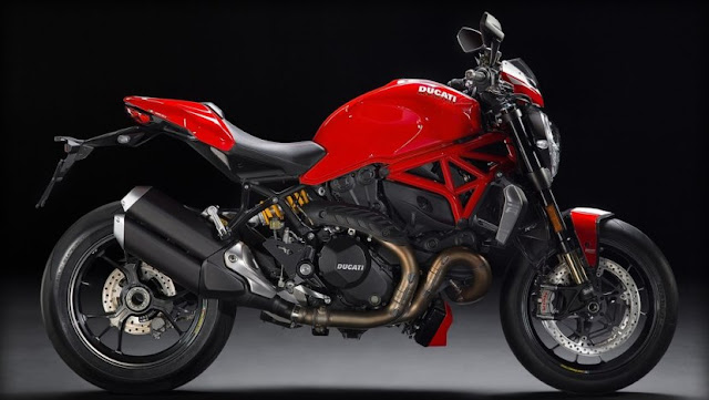 Bentuk sangar tenaga juga sangar . . perkenalkan inilah dia Ducati Monster 1200R !