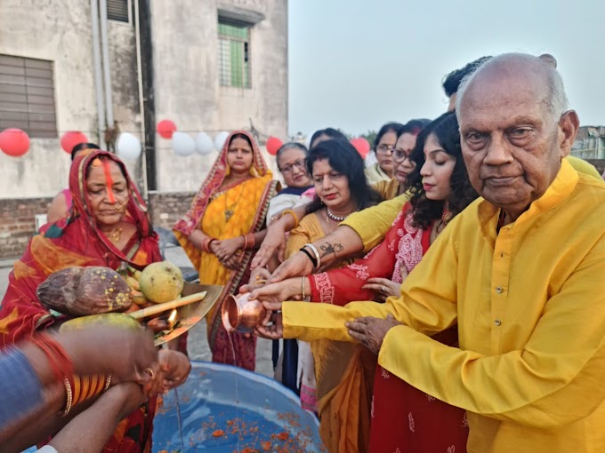 सरकारी अधिवक्ता वीणा जायसवाल ने की छठ पूजा