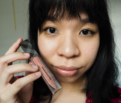  Burberry Lip Glow in 09 Nude Beige