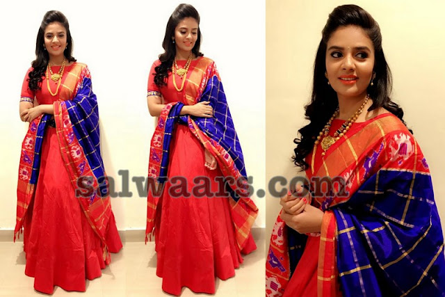 Sreemukhi Red Floor Length Salwar