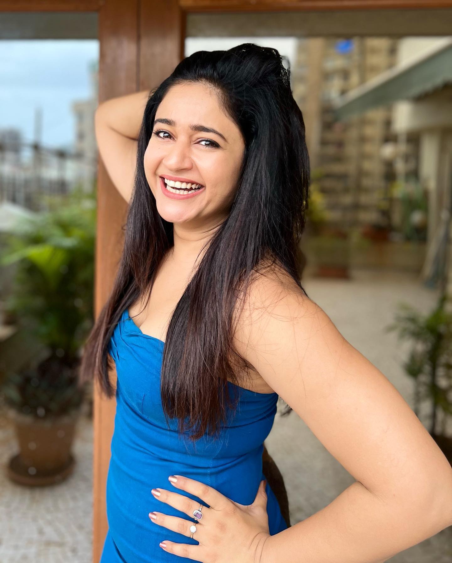 Poonam-Bajwa-hot-and-stunning-pictures-22-Bengalplanet.com