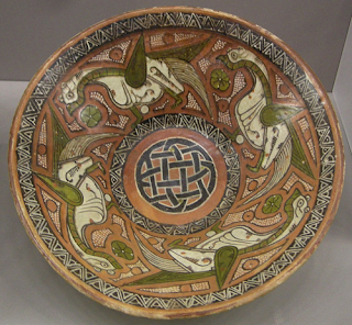 image: photo by Sailko of 10th Century dish from East Persia