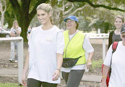 Delta Goodrem Joins 'Nun's Run' Charity Run Pics