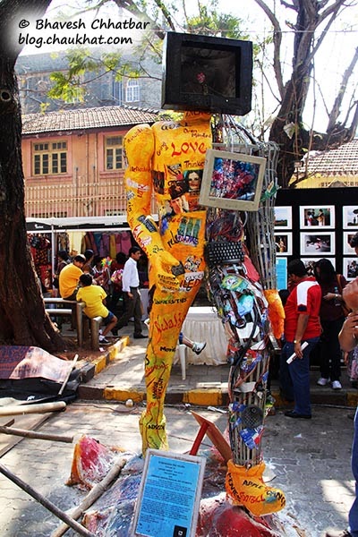 Kala Ghoda - Sculpture on the youth of India