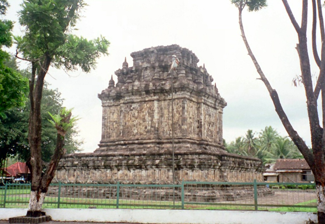 candi mendut candi prambanan candi muara tikus candi plaosan dan candi ...