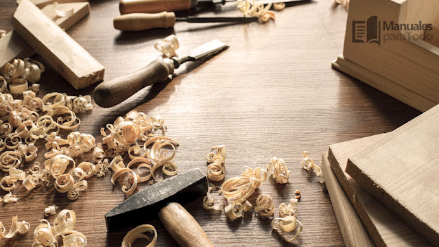Herramientas manuales esenciales para trabajar la madera