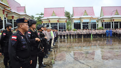 Polres Bintan Lakukan Pengamanan Kegiatan Peringatan Hari BUM Desa Tingkat Nasional Di Bintan.