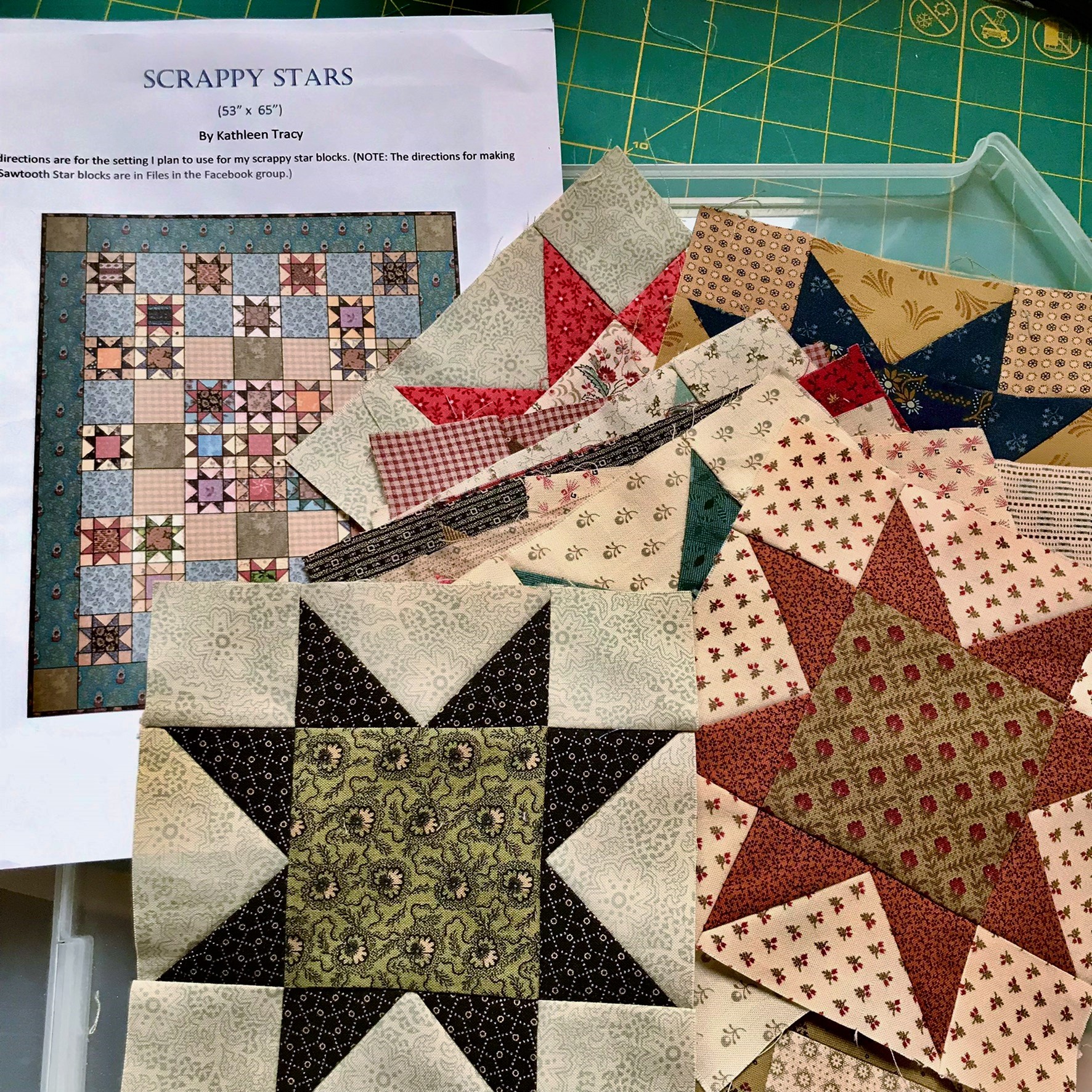 Small Quilt Pattern Book Small & Scrappy by Kathleen Tracy 