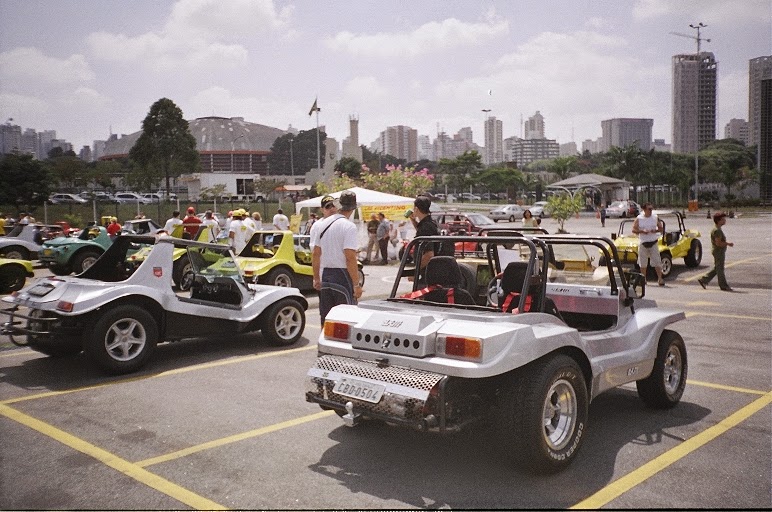 http://rollerbuggy.blogspot.com.br/2014/11/2005-2006-passeios-e-encontros-em-sp.html