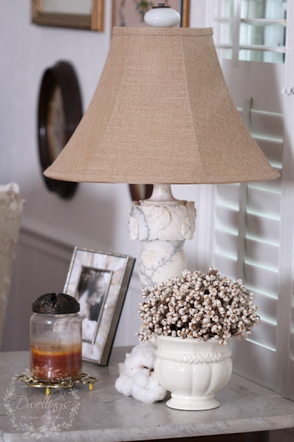 Burlap lamp shade