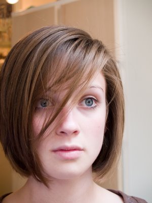 cute short summer hairstyle for women ,she is pretty gorgeous girl!