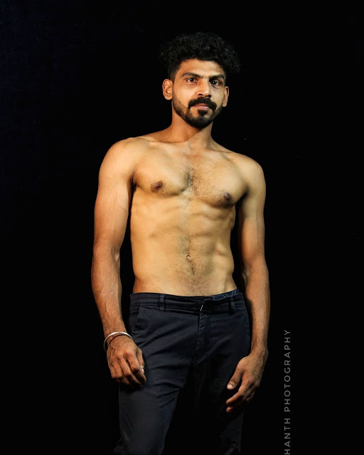 What is in Men Hip and Waist to Make them Look Attractive