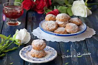 Galletas Rellenas de Manzana (Milopitakia)