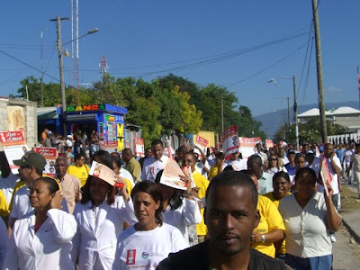 Realizan en Barahona una caminata para crear conciencia sobre el cólera