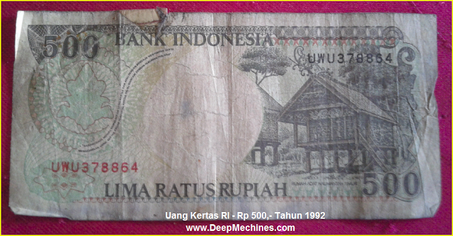 Gambar Mata Uang Kertas RI Rp 500,- Tahun 1992 bergambar Rumah Adat Dayak Kalimantan Timur