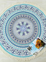  http://fr.shein.com/Green-Leaf-Print-Fringe-Design-Round-Beach-Blanket-p-343698-cat-1866.html?utm_source=melimelook.fr&utm_medium=blogger&url_from=melimelook