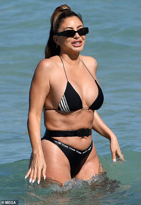 Larsa Pippen flashed her toned tummy while in a string bikini in Miami
