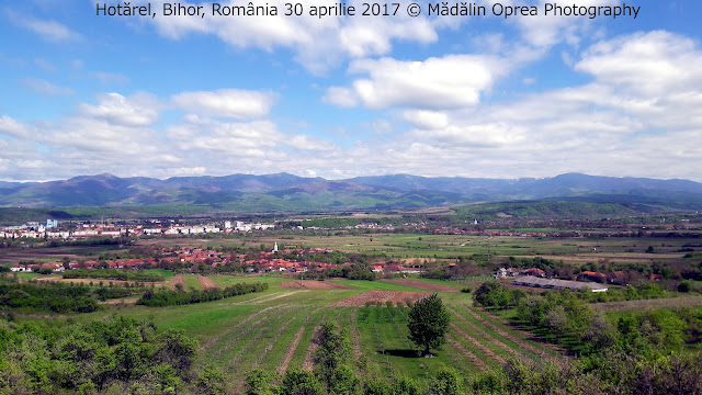 Hotarel, Bihor, Romania in 30 aprilie 2017. Hotarel, Bihor, Romania in 30.04.2017 ; satul Hotarel comuna Lunca judetul Bihor Romania