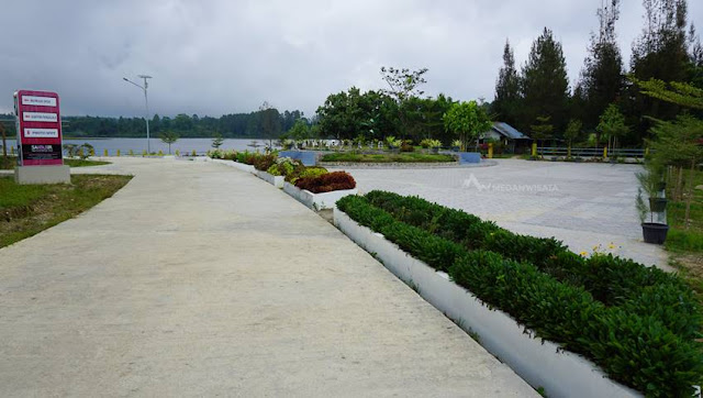 Danau Aek Natonang Samosir