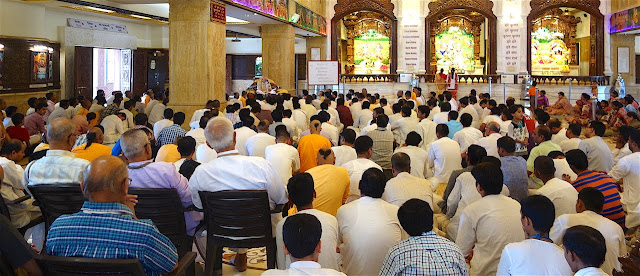 Sankarshan Das giving Srimad Bhagavatam Lecture--Pune, India