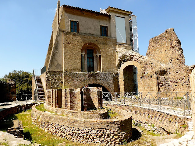 Roma-Palatino-Casina Farnese