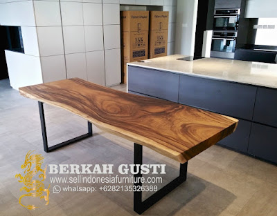 Furniture Trembesi soild mebel meja trembesi SOLID jepara kode MT1001-FURNITURE TREMBESI JEPARA