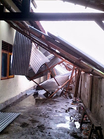 Angin Ribut Menghancurkan SD di Pokak, Ceper, Klaten | 05-11-2013