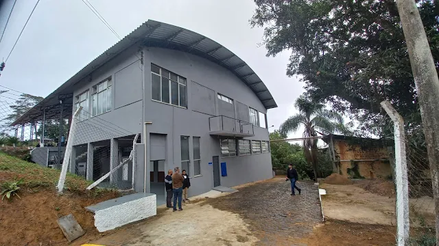 Novas sedes da Educação e da Guarda Municipal são inauguradas em Valença