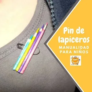 Manualidades para niños, actividades para niños, manualidades con palillos, cómo hacer abalorios con niños, imán de nevera con palillos, pin casero para tu mochila del cole