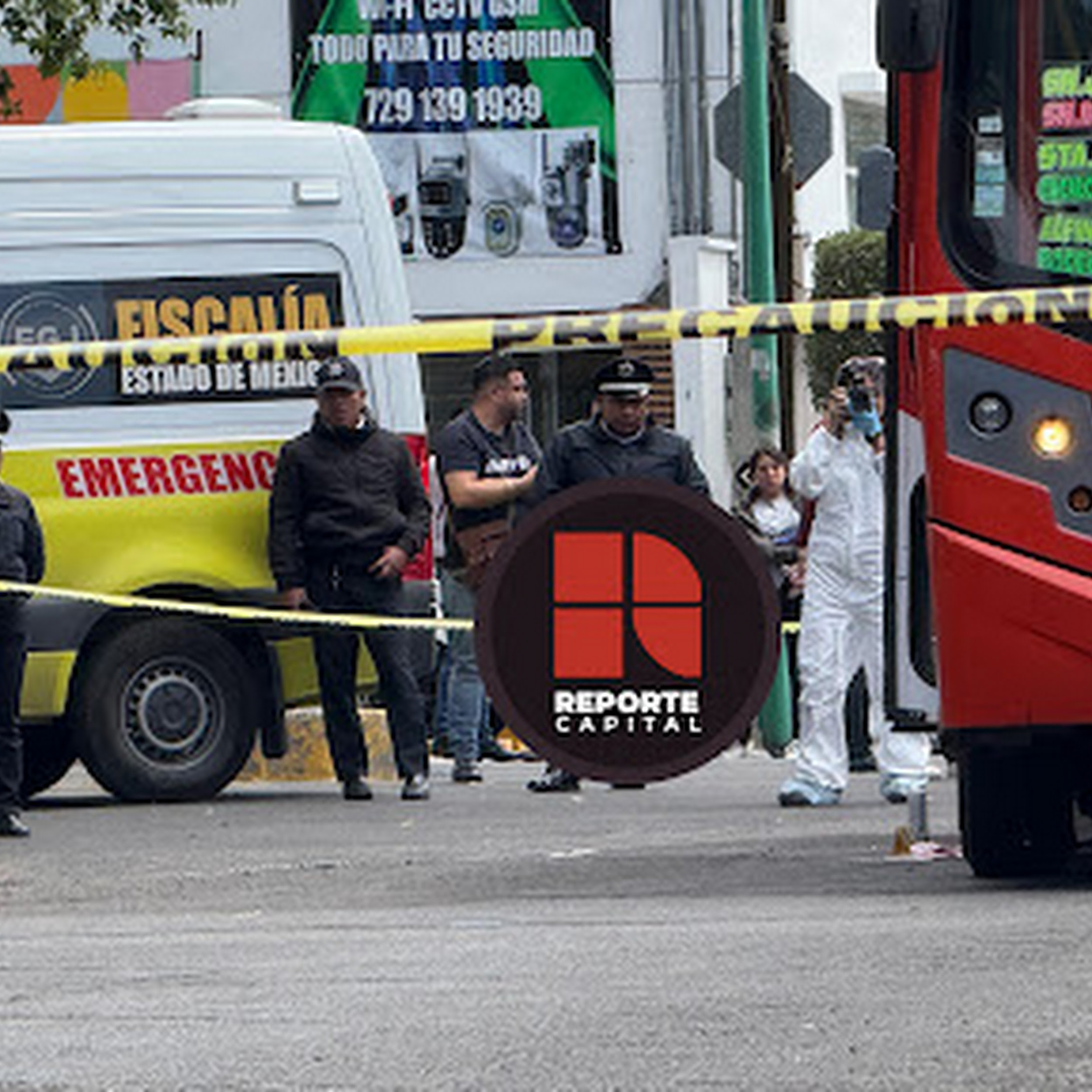 Autobús atropella a jovencita en Toluca. Chofer huye. 