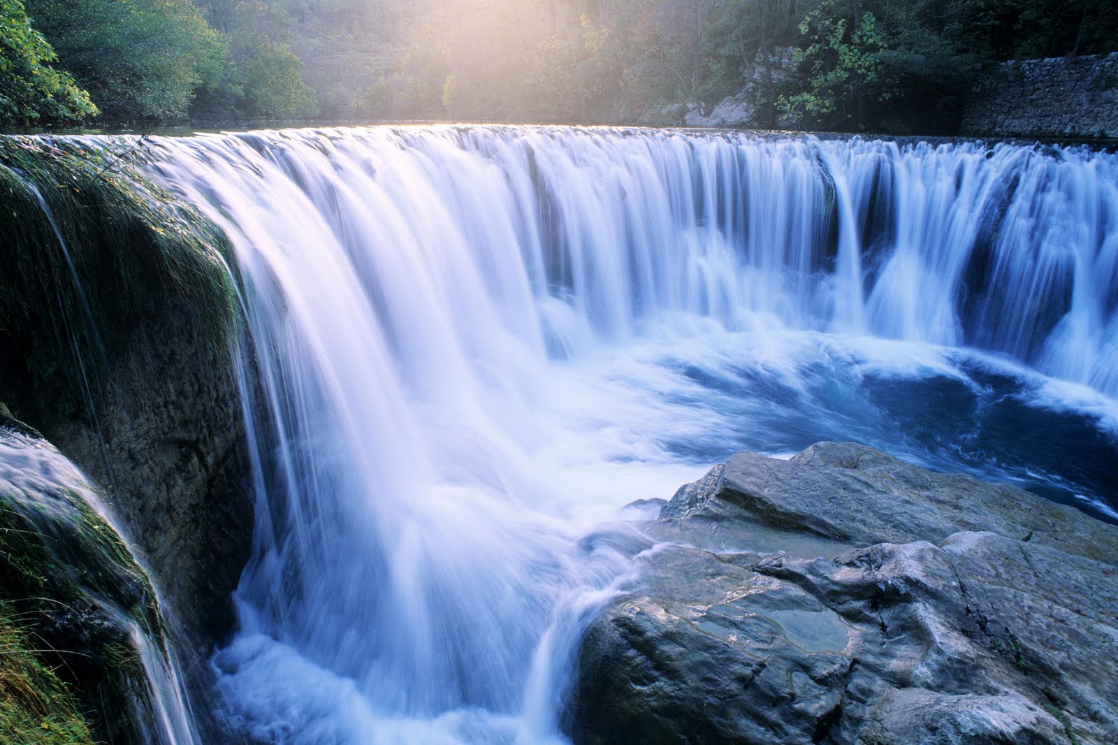 Nature Waterfall Desktop