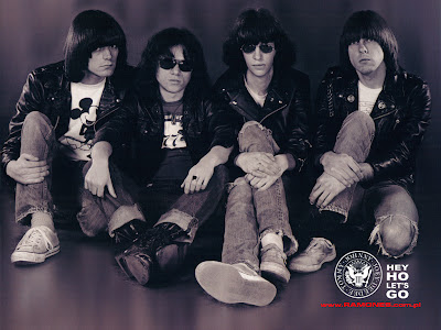 Ramones, Joey Ramone, Johnny Ramone, Dee Dee Ramone, Marky Ramone, Tommy Ramone, vintage, photo