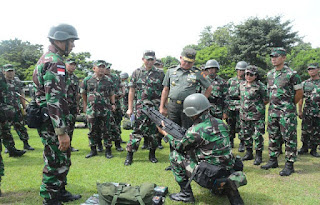 Asops Panglima TNI : Kita Harus Dapat Merebut Hati Masyarakat