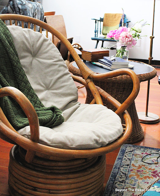 Thrift Store Furniture and Why You Should Take Pictures of Your Home