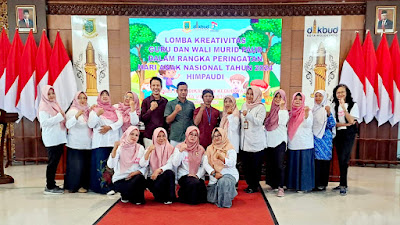 HIMPAUDI Menyelenggarakan Lomba Unik Menggambar Estafet di Aula Dinas Pendidikan dan Kebudayan Kota Mojokerto