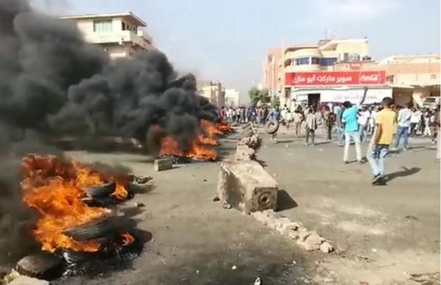        Maandamano yaendelea Sudan kwa siku ya pili baada ya mapinduzi