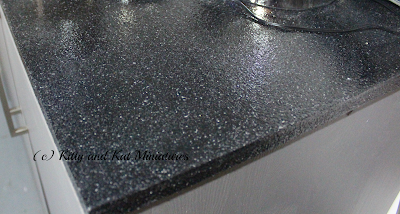 Black granite spray paint