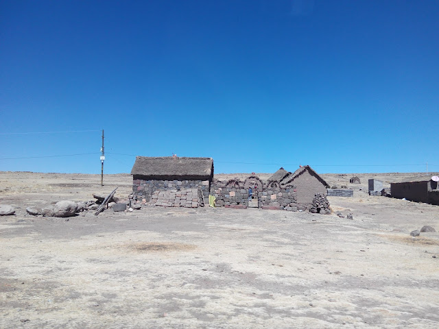 De camino al sitio Arqueológico de Sillustani, Perú