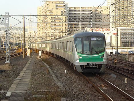 常磐線　各駅停車　取手行き3　東京メトロ16000系