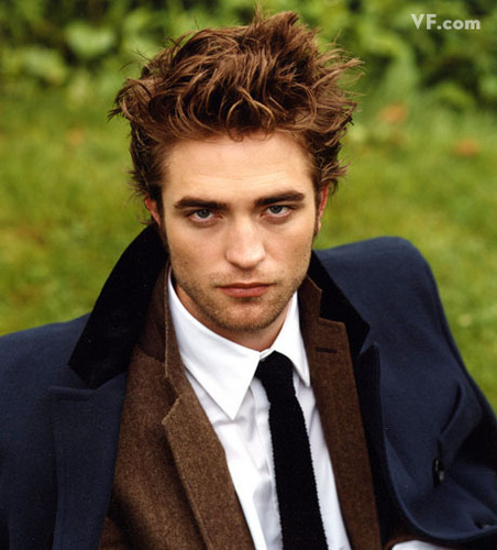 robert pattinson photoshoot vanity fair. Vampire (Robert Pattinson)