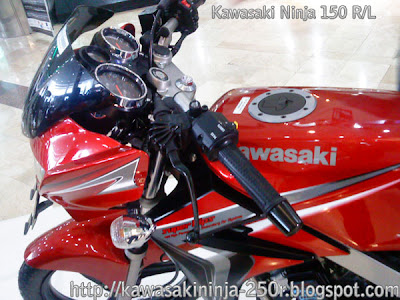 Picture of New Kawasaki Ninja 150 R