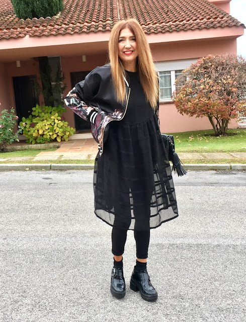 Carmen Hummer, Vestido, Mo&de, Bomber, Mulec, street style, look of the day, black, dress, blog de moda, estilista, personal shopper, shopping day