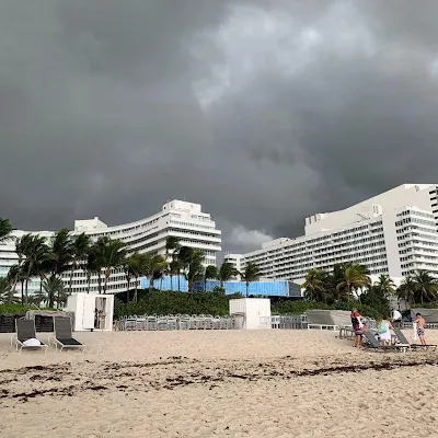Thunderstorm in Miami FL 2019 day before the Tic Tac shaped UFO appeared.