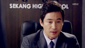 School 2015 E04 2657_副本