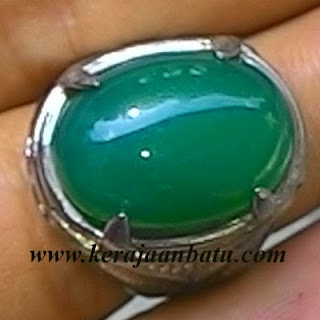 NATURAL CHRYSOPRASE CHALCEDONY KODE KB84